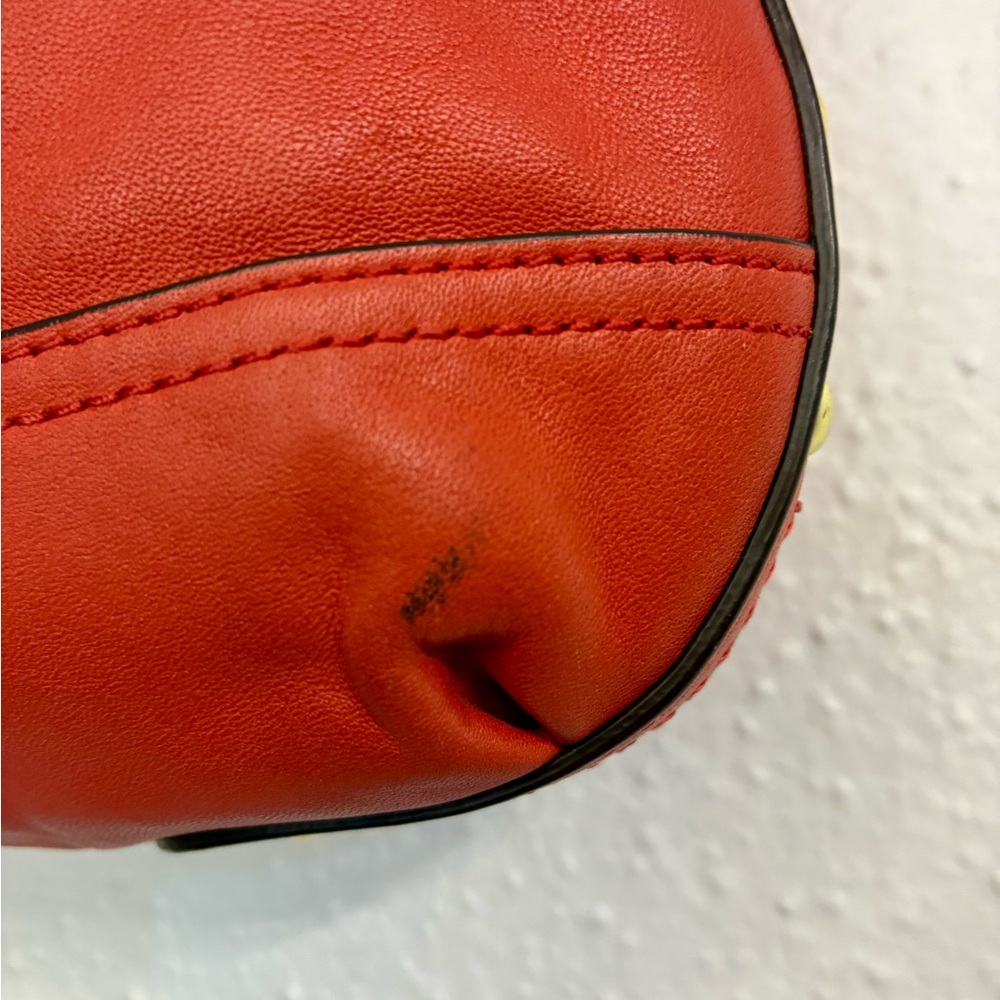 Coach Park Leather East/West Duffle in the color Persimmon - Picture 9 of 9